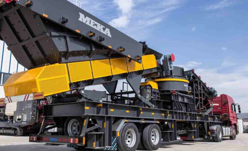 Tips for Hiring a Heavy Equipment Shipping Company 