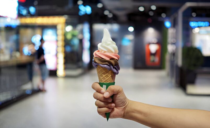 24/7 Sweetness: How Automated Ice Cream Vending Took Over Shopping Malls and Public Places