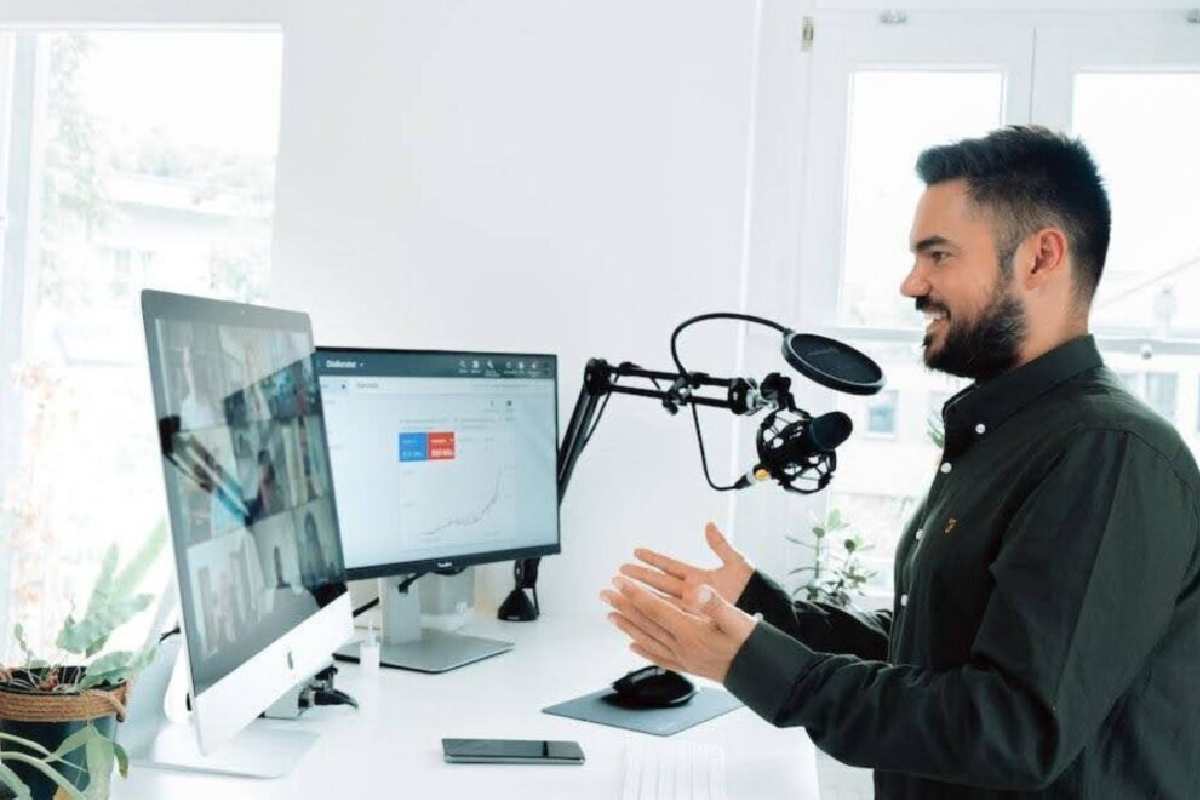 Digital Products That Sell Themselves: A Guide for Creators and Entrepreneurs